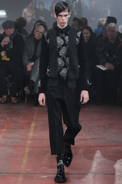 Look 9
